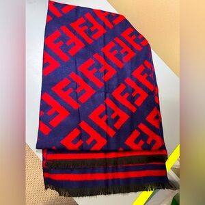 Fendi Scarf Cashmere Reversible GORGEOUS!!! ♥️💙